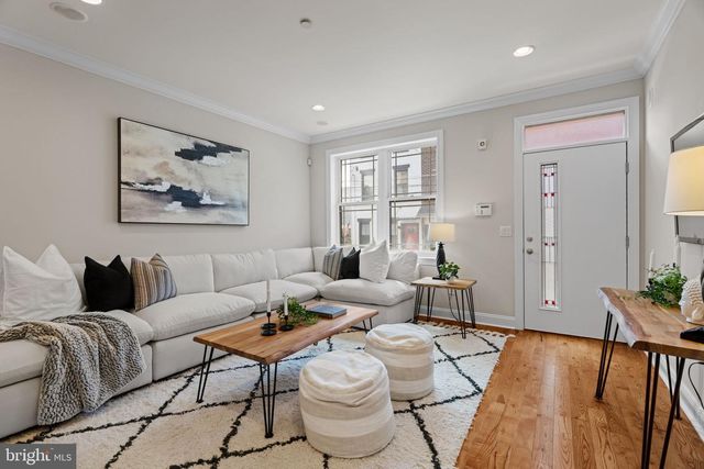 2039 E HAZZARD ST, Philadelphia, PA 19125