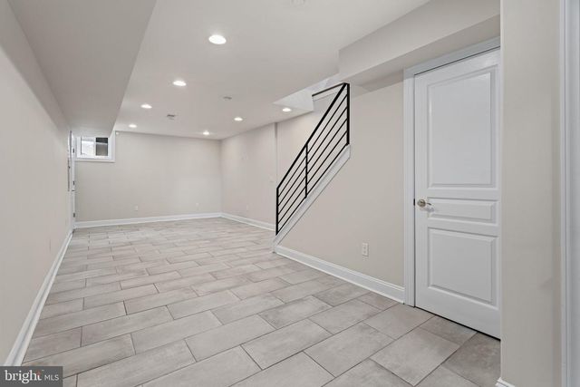 2039 E HAZZARD ST, Philadelphia, PA 19125