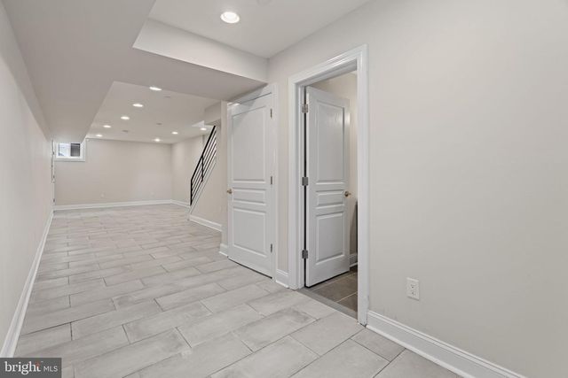 2039 E HAZZARD ST, Philadelphia, PA 19125