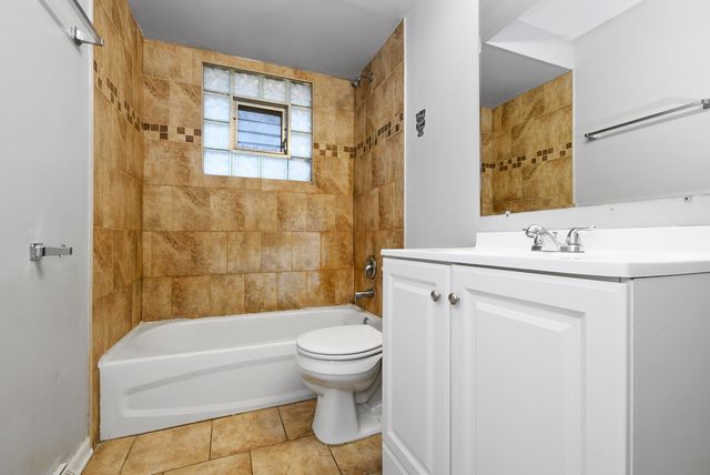 17137 Coventry Lane, Country Club Hills, IL 60478