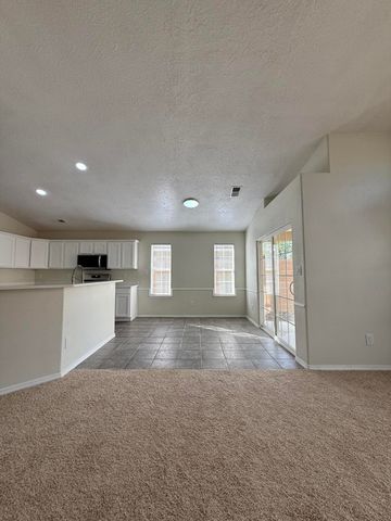 10267 Country Meadows Drive NW, Albuquerque, NM 87114