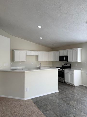 10267 Country Meadows Drive NW, Albuquerque, NM 87114