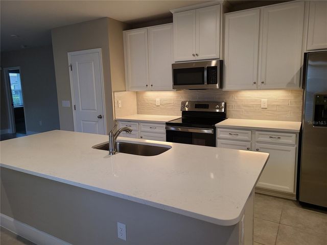 10013 DAYBREAK GLEN, Parrish, FL 34219