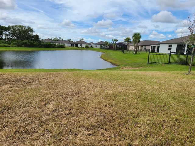 10013 DAYBREAK GLEN, Parrish, FL 34219