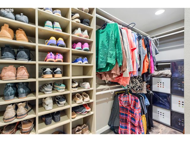 3817 Se Spruce St, Hillsboro, OR 97123