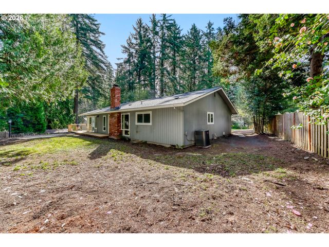 3817 Se Spruce St, Hillsboro, OR 97123