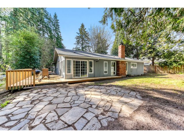 3817 Se Spruce St, Hillsboro, OR 97123