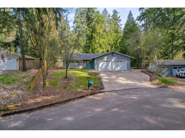 3817 Se Spruce St, Hillsboro, OR 97123