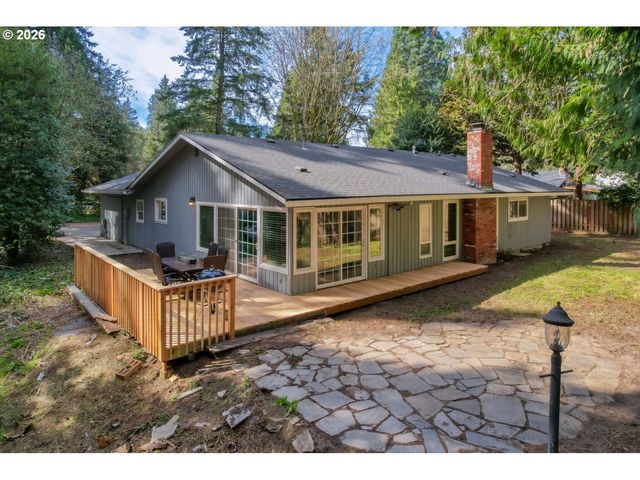 3817 Se Spruce St, Hillsboro, OR 97123