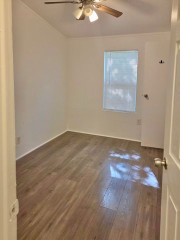 3716 Brook Valley Street, Granbury, TX 76048