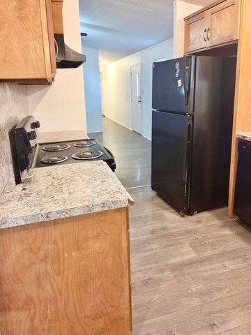 3716 Brook Valley Street, Granbury, TX 76048