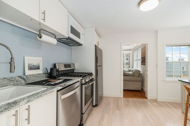 48 Union - Furnished 3, Manchester, MA 01944
