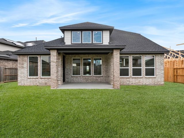 7401 Hawk Crest Drive, Fulshear, TX 77441