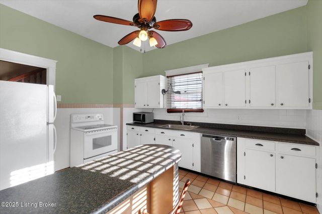 206 Jail Hill Rd, Shelbyville, KY 40065