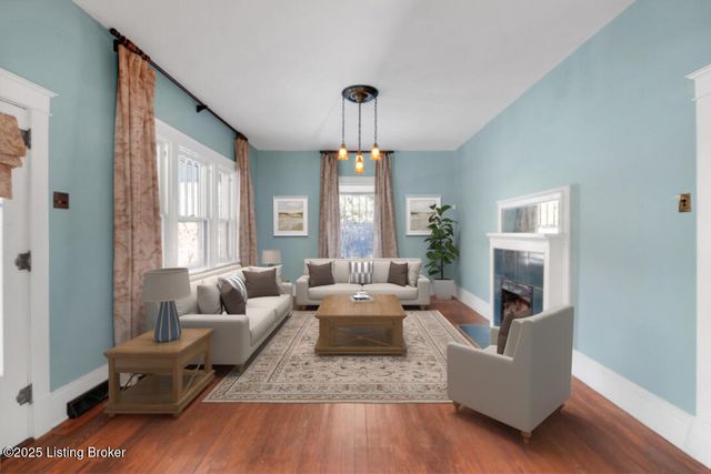 206 Jail Hill Rd, Shelbyville, KY 40065