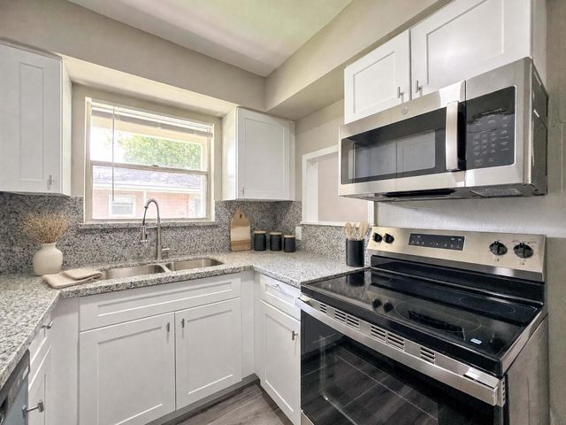 4537 Dakota Street 1, Dickinson, TX 77539