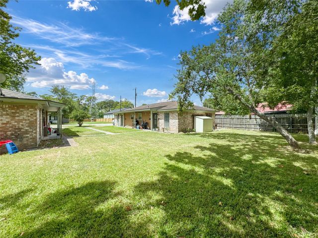 4537 Dakota Street 1, Dickinson, TX 77539