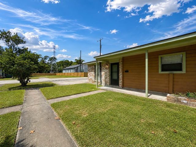 4537 Dakota Street 1, Dickinson, TX 77539