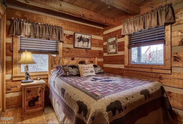 448 Hideaway Ridge Circle, Sevierville, TN 37862