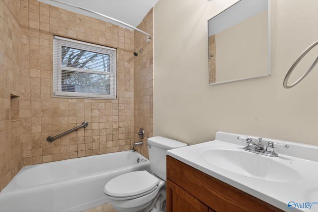 4806 Rumson Road NW, Huntsville, AL 35810