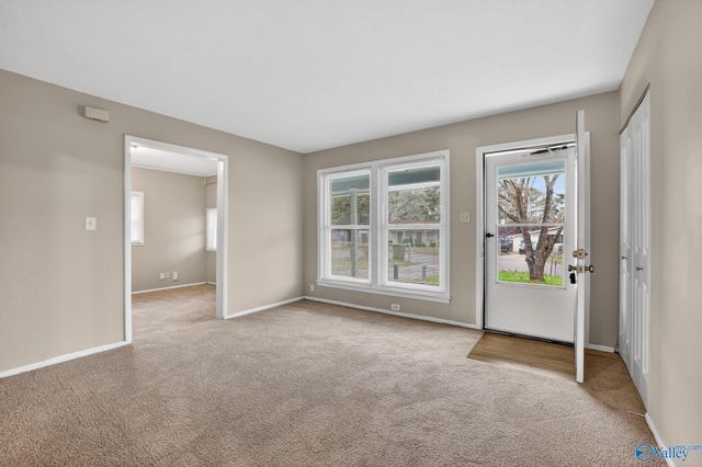 4806 Rumson Road NW, Huntsville, AL 35810