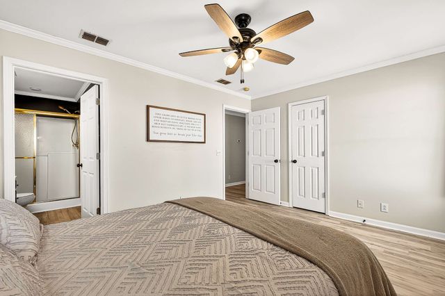 1709 Thomas Ct, Murfreesboro, TN 37127