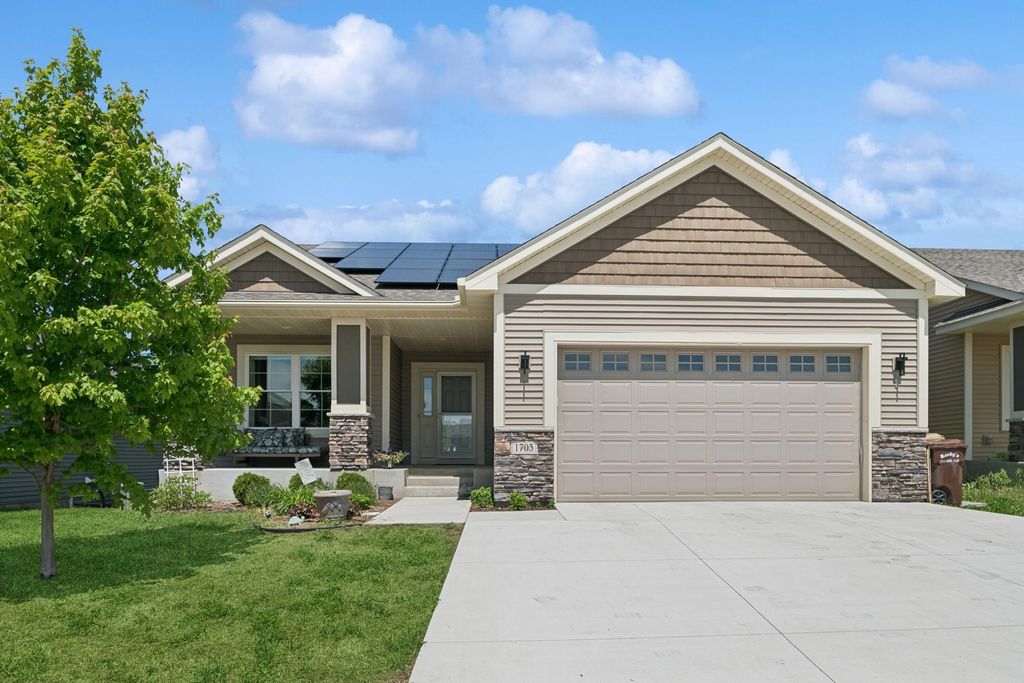 1703 11th Street NE, Buffalo, MN 55313