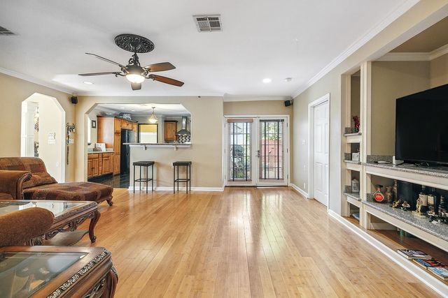 5217 Chamberlain, New Orleans, LA 70122