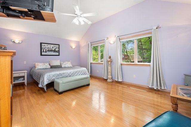 185 Randall Rd, Stow, MA 01775