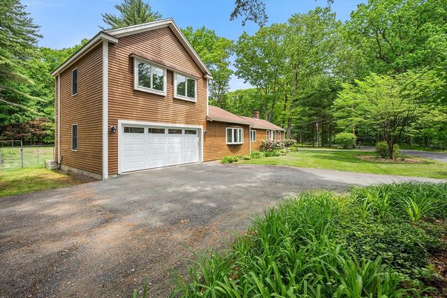 185 Randall Rd, Stow, MA 01775