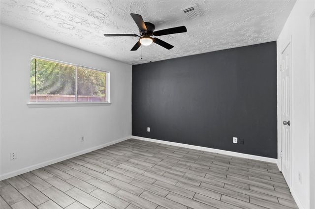 19302 Leewood Court, Humble, TX 77346