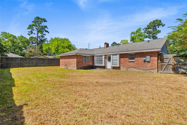 19302 Leewood Court, Humble, TX 77346
