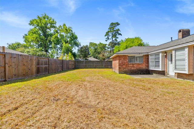 19302 Leewood Court, Humble, TX 77346