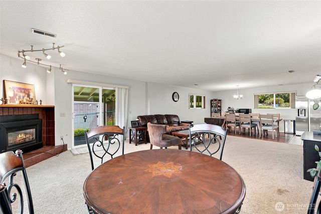 10129 63rd Place W, Mukilteo, WA 98275