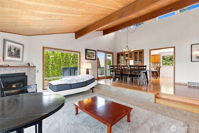 10129 63rd Place W, Mukilteo, WA 98275