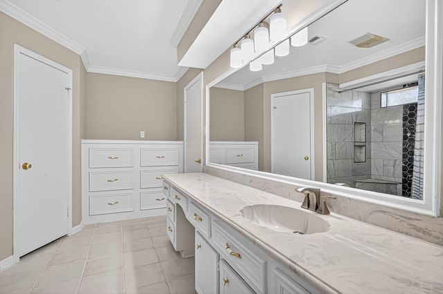 13903 Chevy Chase Drive, Houston, TX 77077