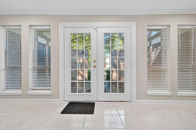 13903 Chevy Chase Drive, Houston, TX 77077