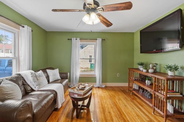 282 Boutelle St, Fitchburg, MA 01420
