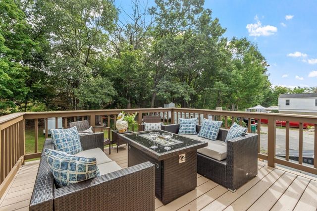 282 Boutelle St, Fitchburg, MA 01420