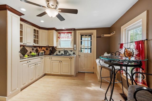 282 Boutelle St, Fitchburg, MA 01420