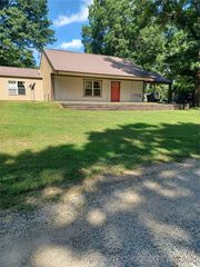 408497 E 1140 Road, Eufaula, OK 74432