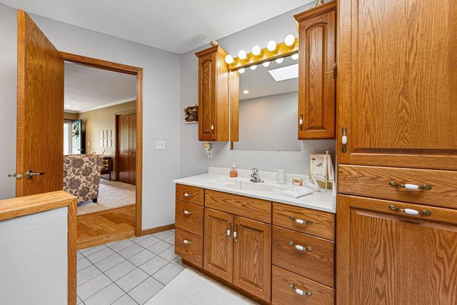 4820 Echo Court, Faribault, MN 55021