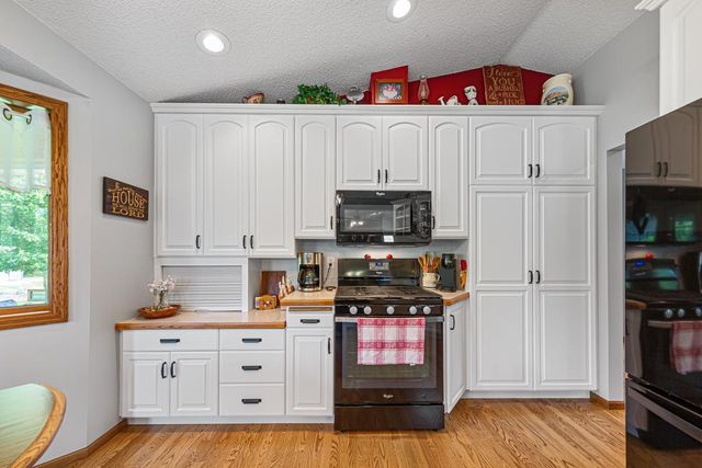 4820 Echo Court, Faribault, MN 55021