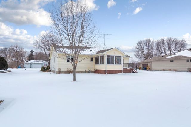 4820 Echo Court, Faribault, MN 55021