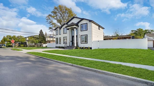 2105 Hoffman Avenue, Elmont, NY 11003