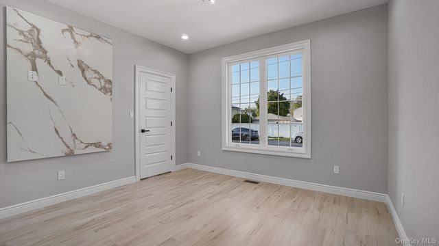 2105 Hoffman Avenue, Elmont, NY 11003