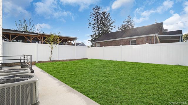 2105 Hoffman Avenue, Elmont, NY 11003