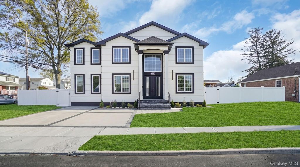 2105 Hoffman Avenue, Elmont, NY 11003