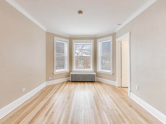 1134 S Oak Park Avenue S, Oak Park, IL 60304