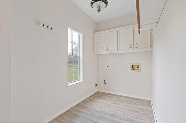 31119 S High Meadow Circle, Magnolia, TX 77355